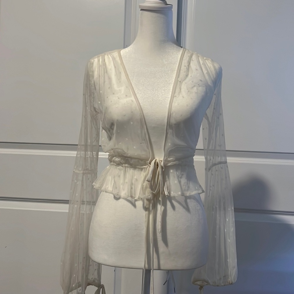 Tiger Mist XS Cover Up in White